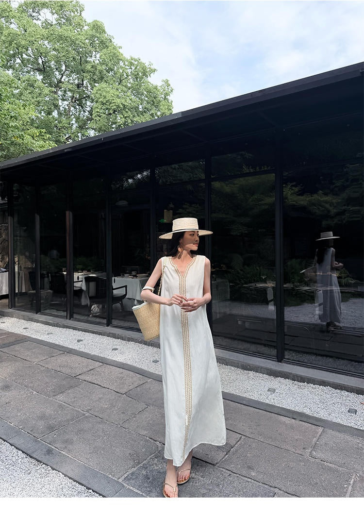 The Aurelia Embroidered Lyocell-Linen Maxi Dress